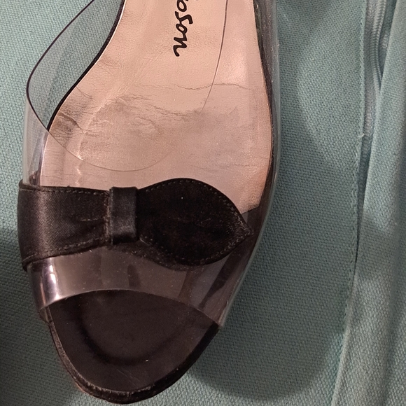 Shoes - Picture 2 of 6